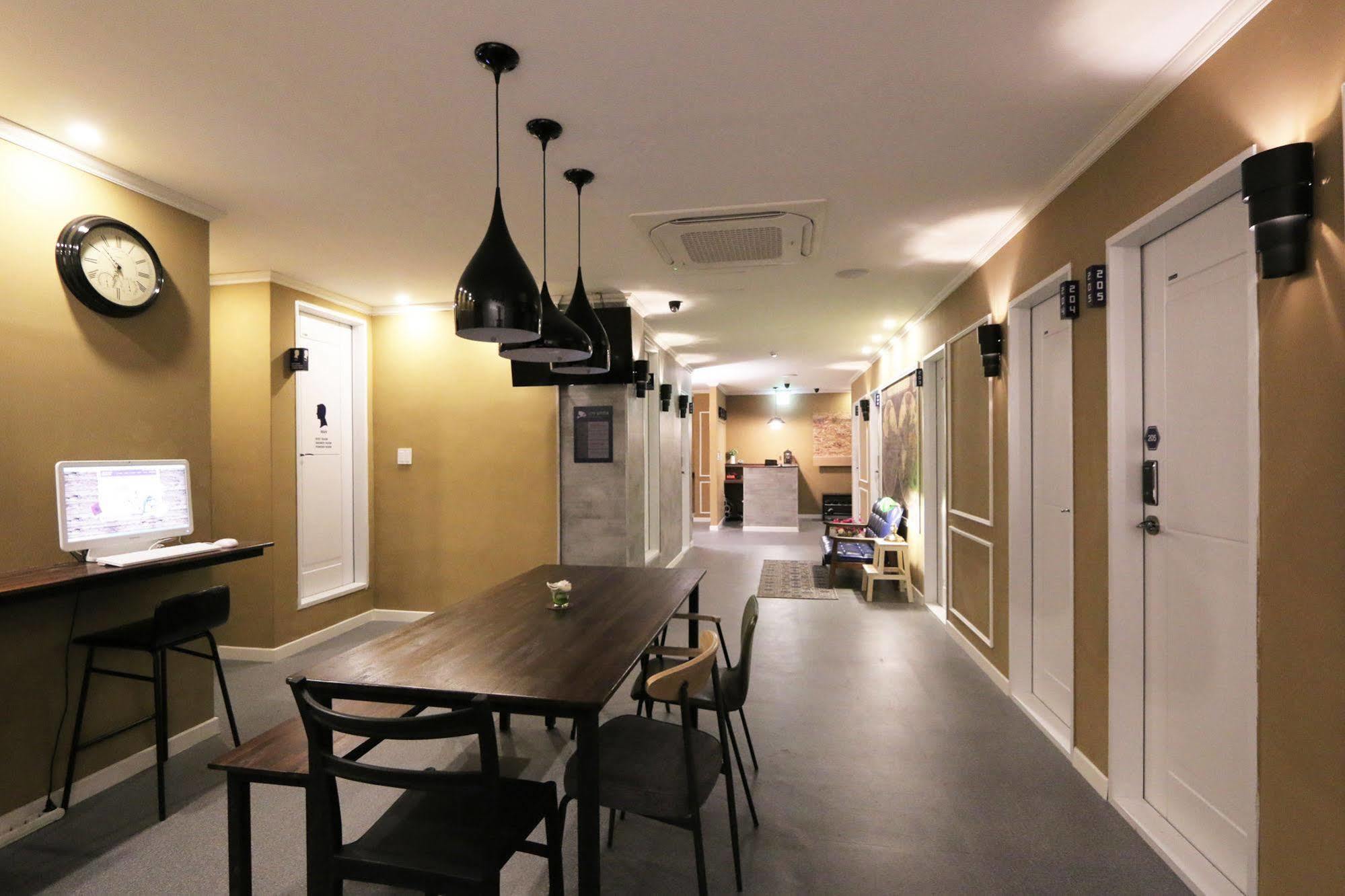 Blueboat Hostel Gyeongju Eksteriør billede