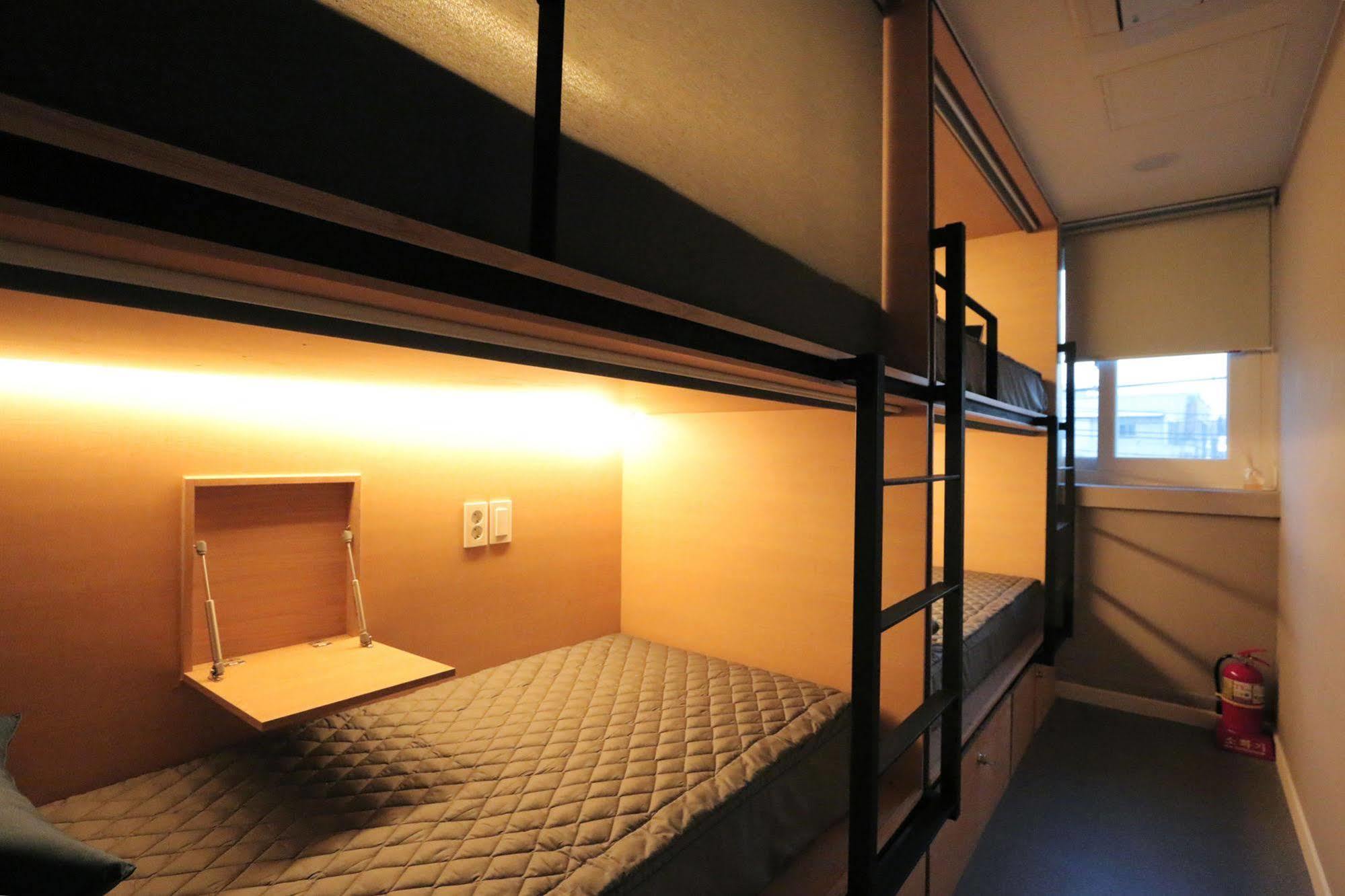 Blueboat Hostel Gyeongju Eksteriør billede